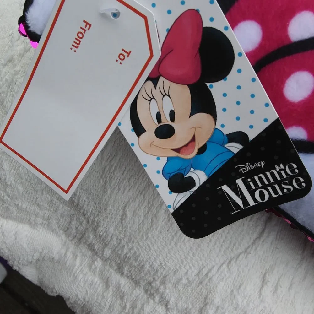 New Disney Minnie Mouse throw pillow sequins